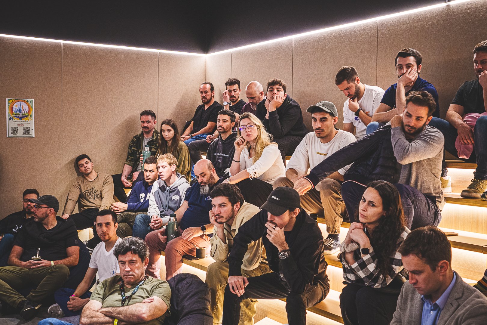 Mates and full attention at the Aleph auditorium