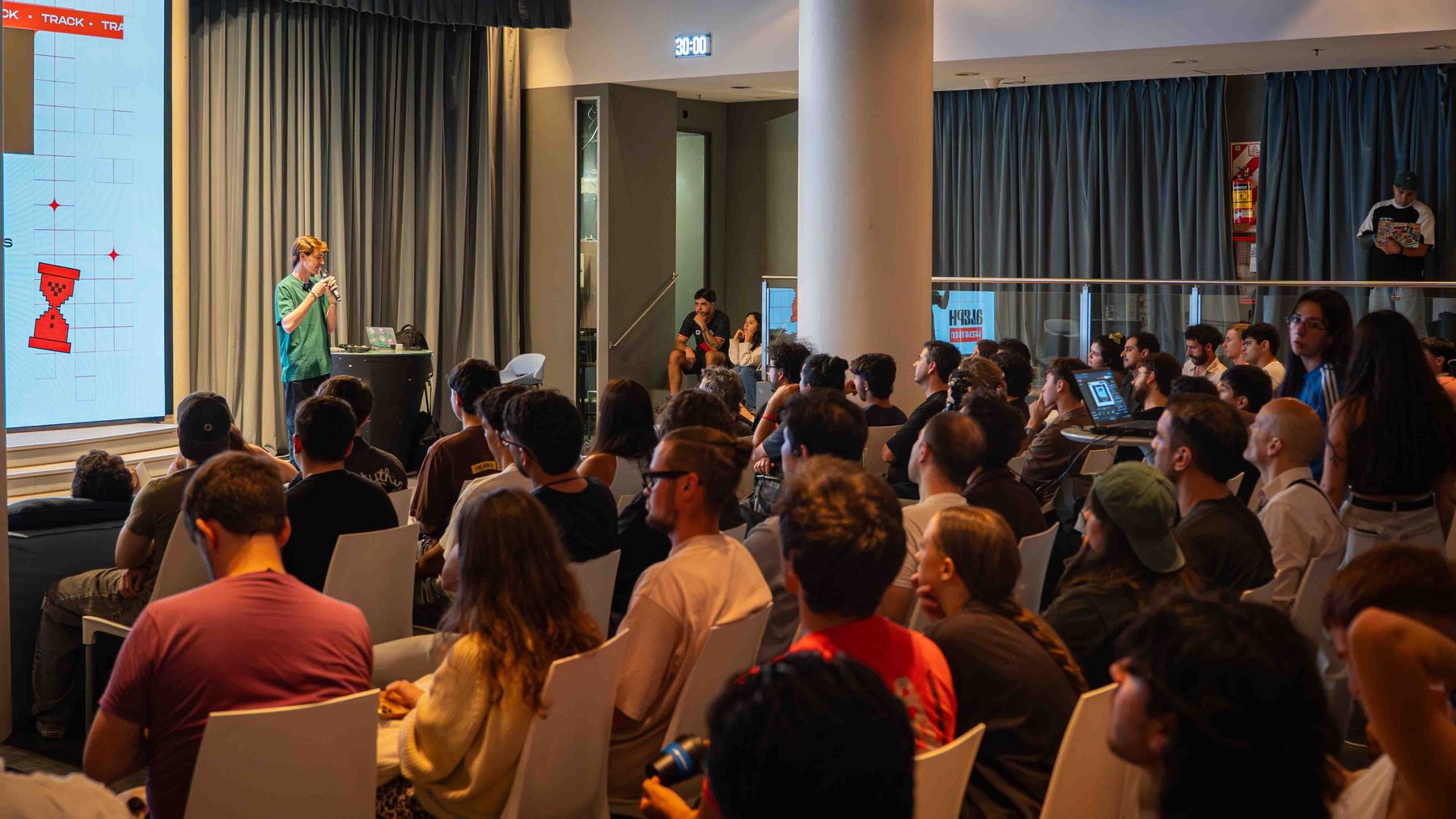 The track presentation before a full house